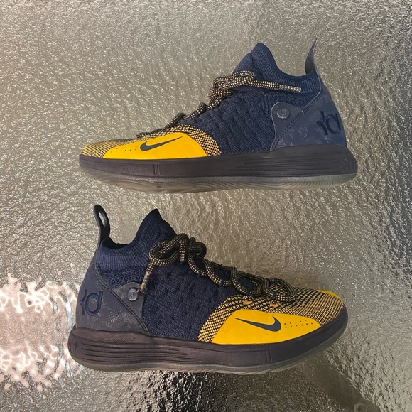 NIKE KD XI (11) | Youth boys | Basketball Shoes. Excellent Used Condition. - Picture 3 of 5